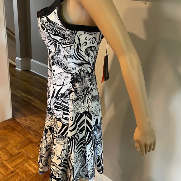 New with tags black-and-white multistrap Karen Millen minidress, size 8 (US) - Picture 3 of 14
